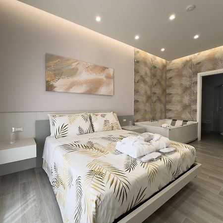 Al Civico3 Home & Suites Salerno Exterior foto